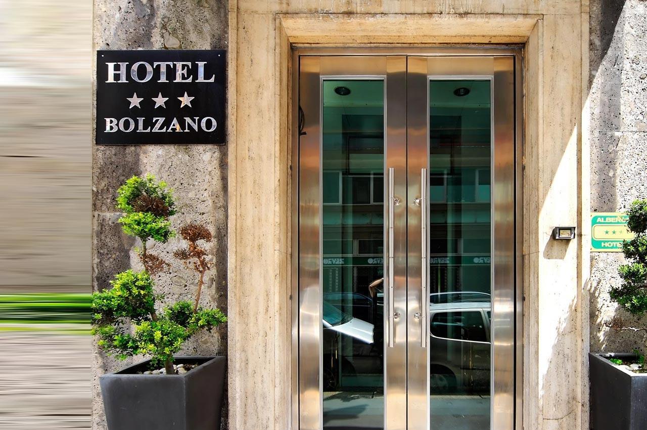 Hotel Bolzano Milano Esterno foto