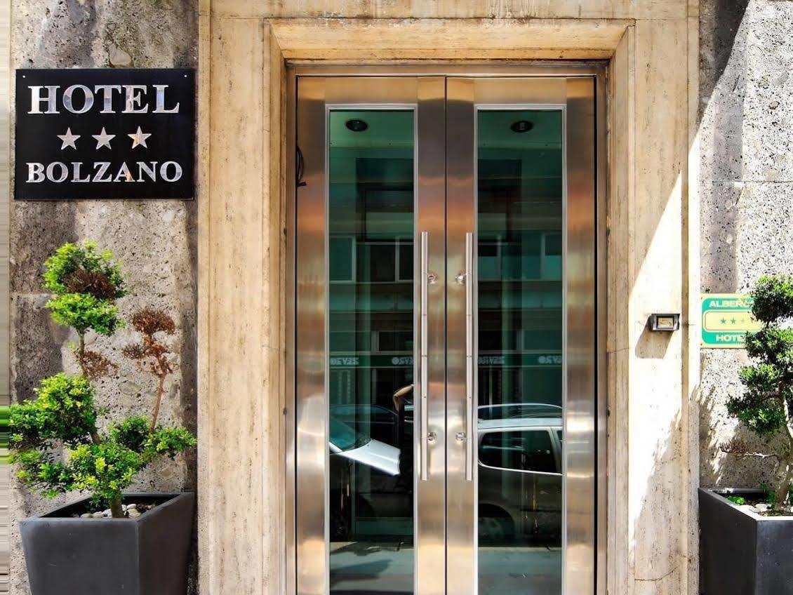 Hotel Bolzano Milano Esterno foto